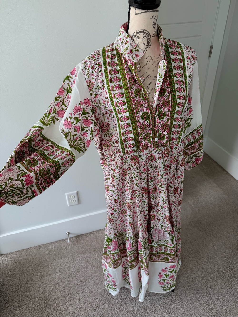 Like New XL Sue Sartor Floral Belted Flounce Midi Dress in Pink & Green - Picture 3 of 13